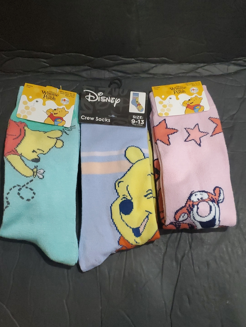 Disney’s Winnie the Pooh themed socks 3pairs brand new